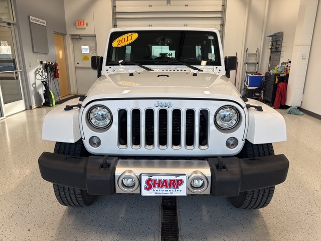 2017 Jeep Wrangler Unlimited Sahara photo 2