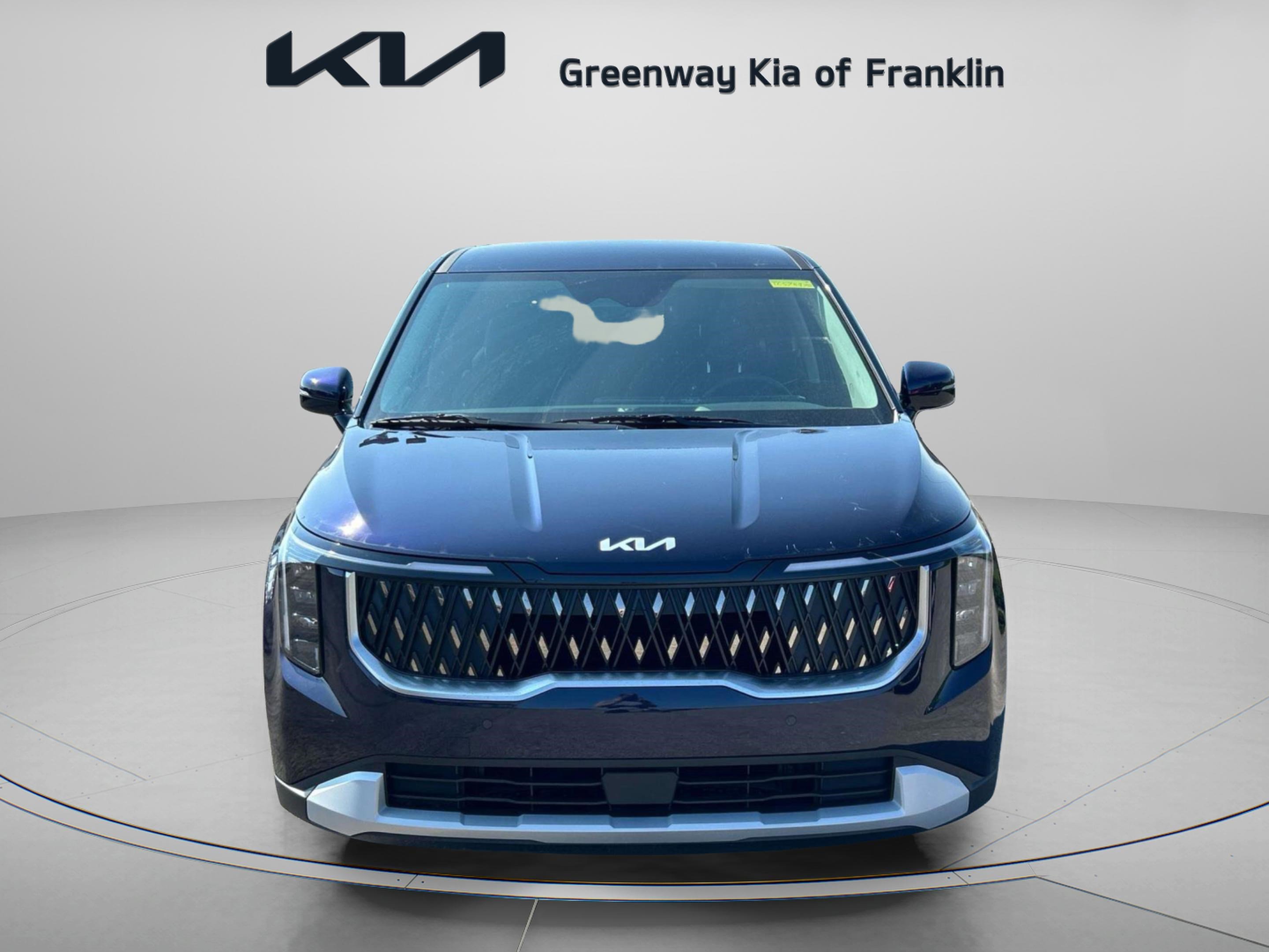2026 Kia Carnival LX photo 2