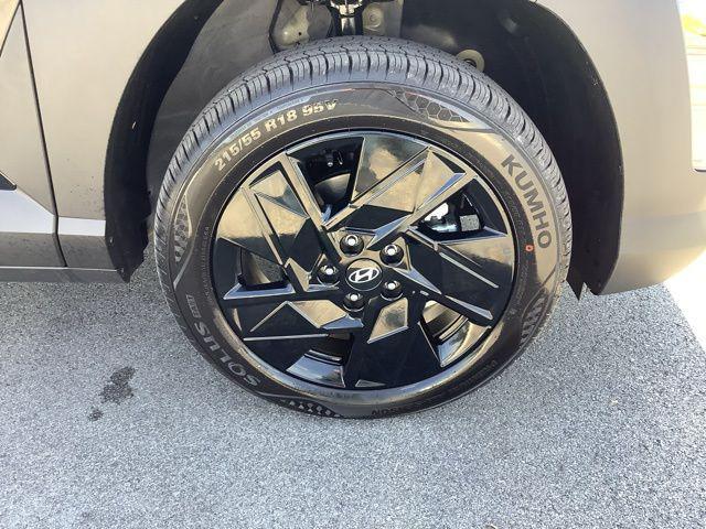 2026 Hyundai Kona SEL photo 32