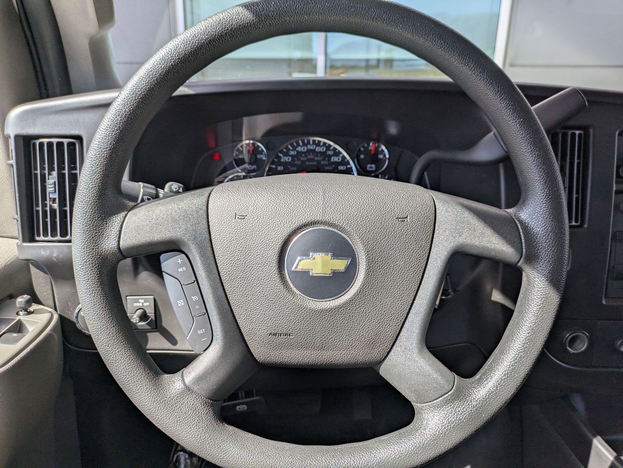 2023 Chevrolet Express Cargo Van photo 11