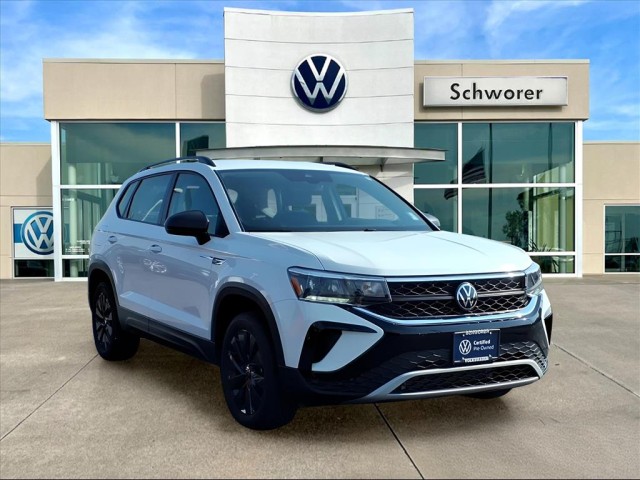 2024 Volkswagen Taos S photo 4