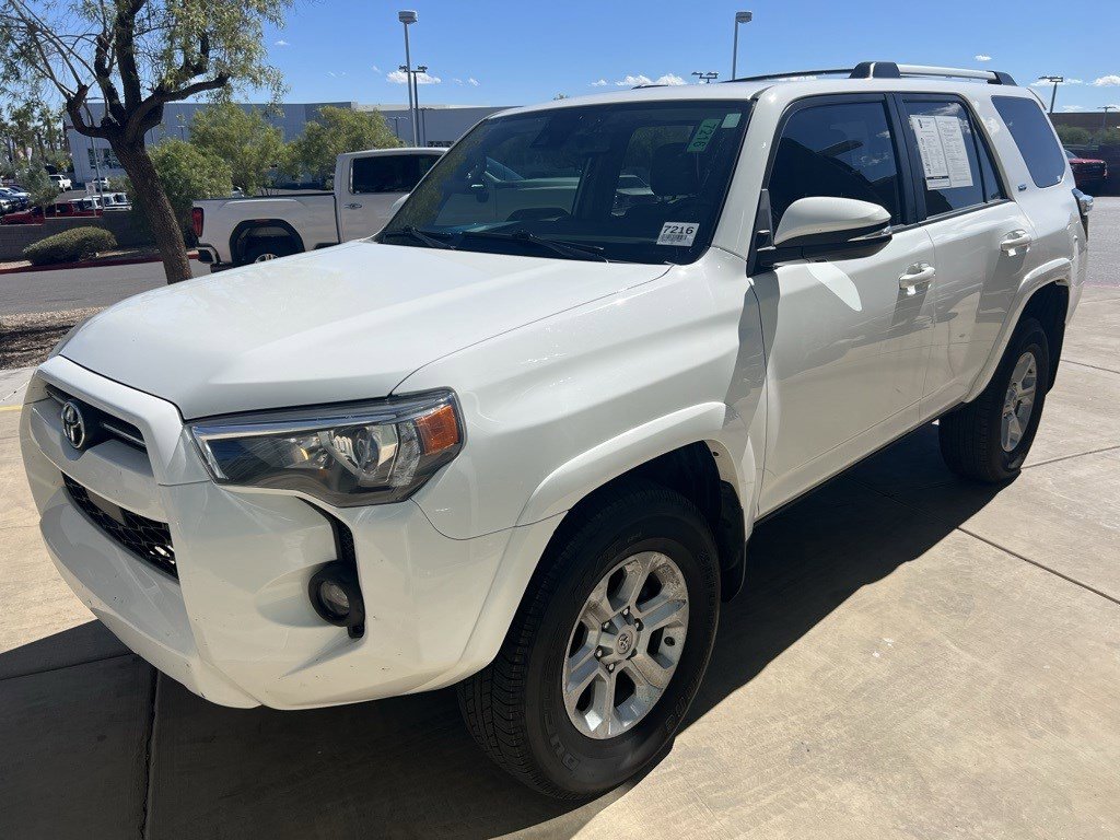 2021 Toyota 4Runner SR5 Premium photo 2