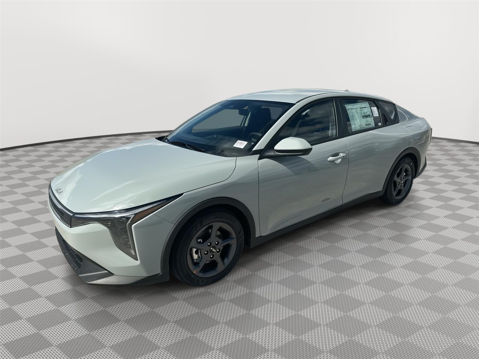 2025 Kia K4 LXS's photo