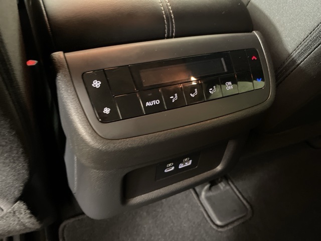 2024 Nissan Pathfinder SV photo 32
