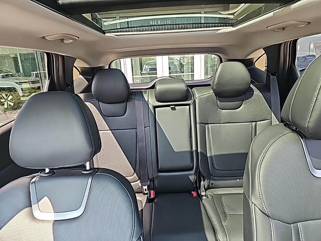 2025 Hyundai Tucson Limited photo 32