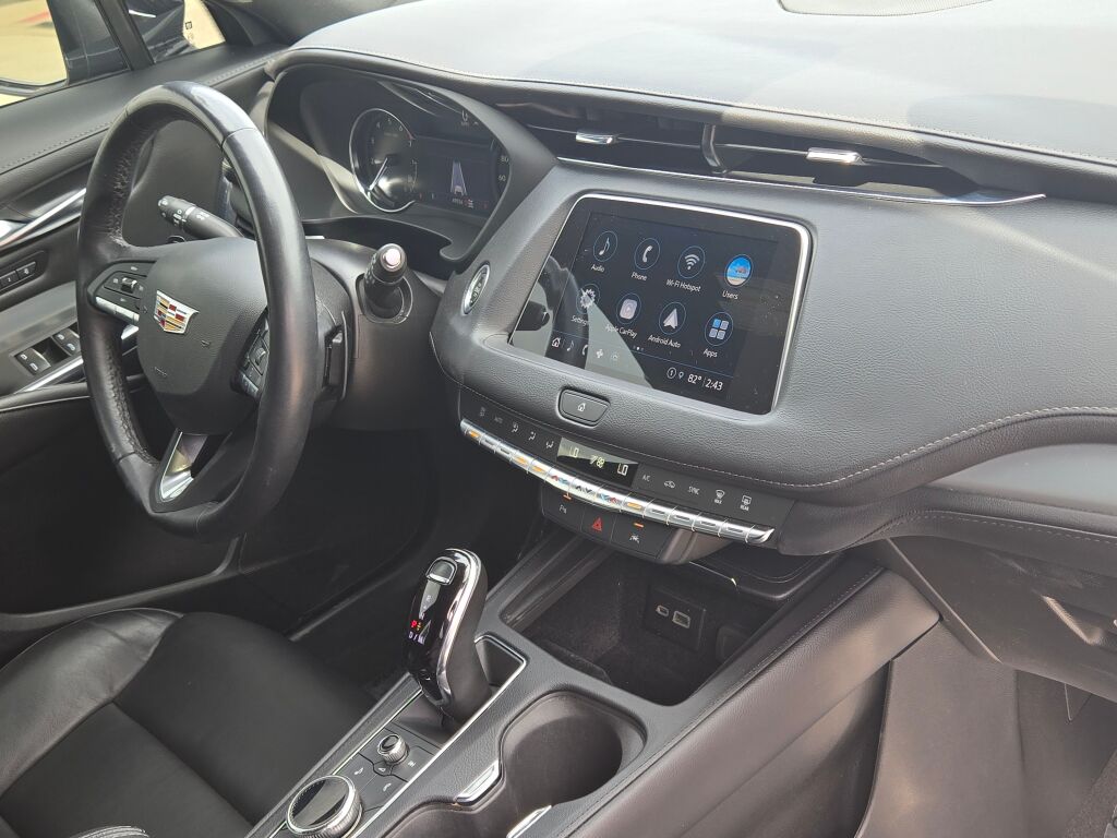 2023 Cadillac XT4 Premium Luxury photo 5