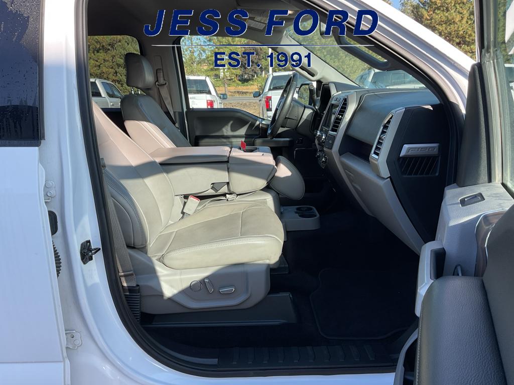 2016 Ford F-150 Lariat photo 8
