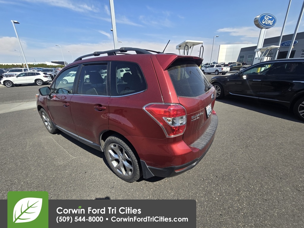 2015 Subaru Forester 2.5i Touring photo 3