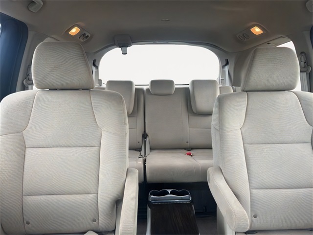 2012 Honda Odyssey LX photo 15