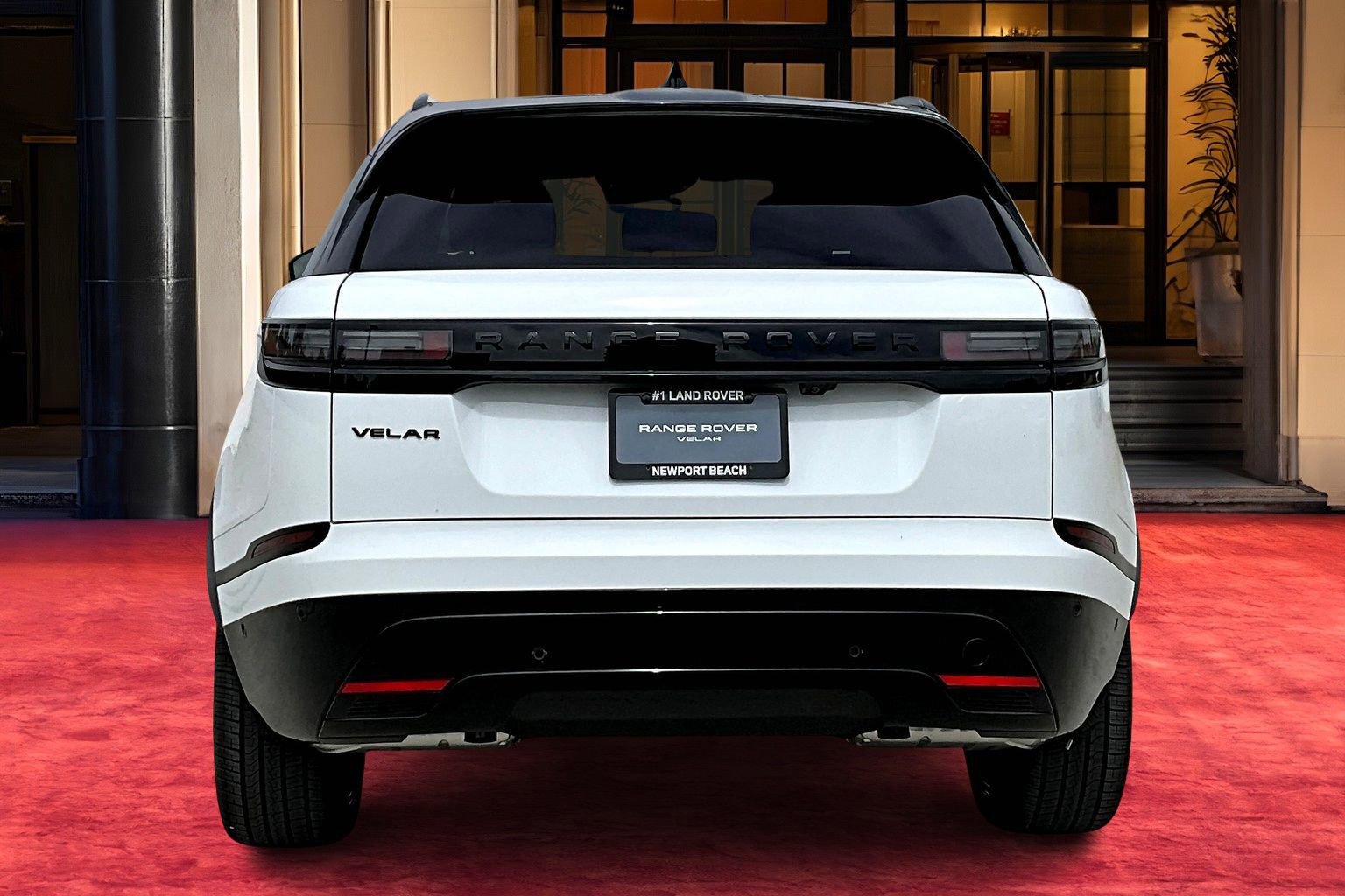 2026 Land Rover Range Rover Velar P250 Dynamic SE photo 3