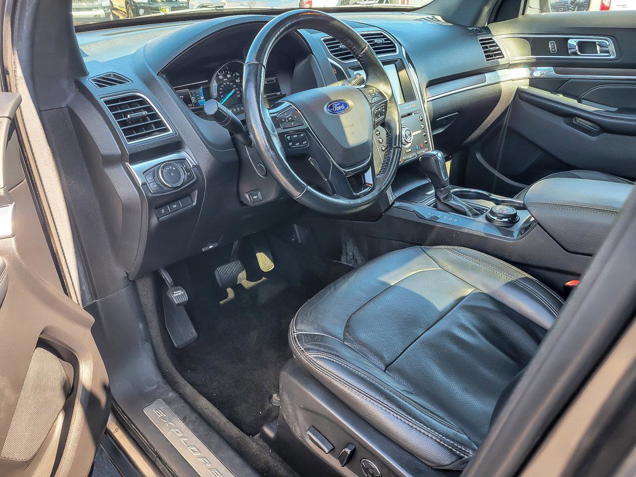 2017 FORD EXPLORER - Image 13