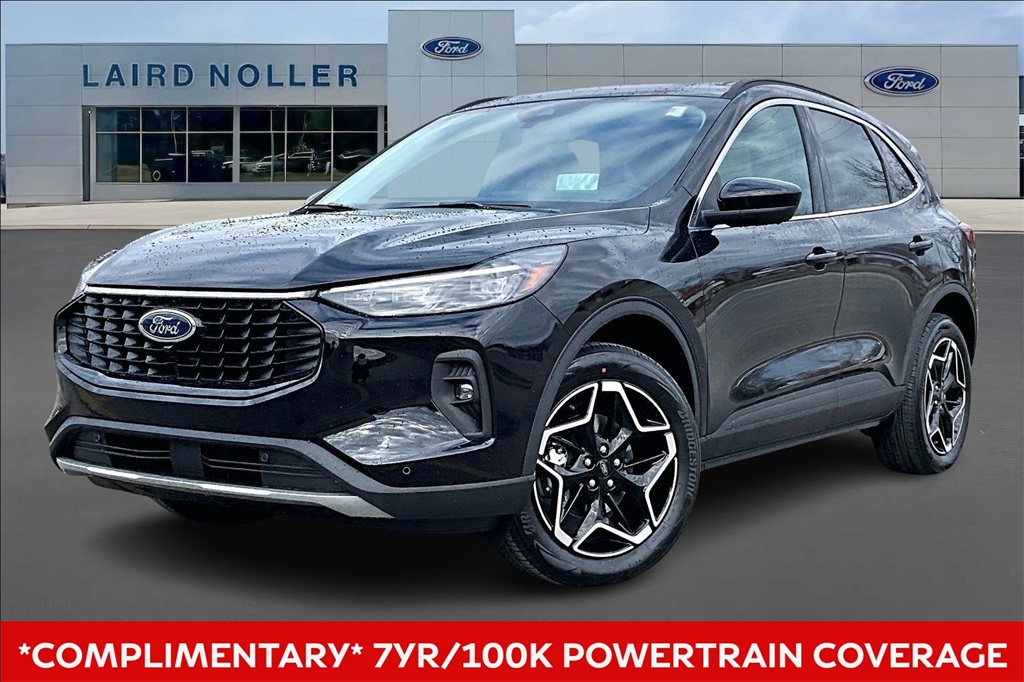 2026 Ford Escape Platinum's photo