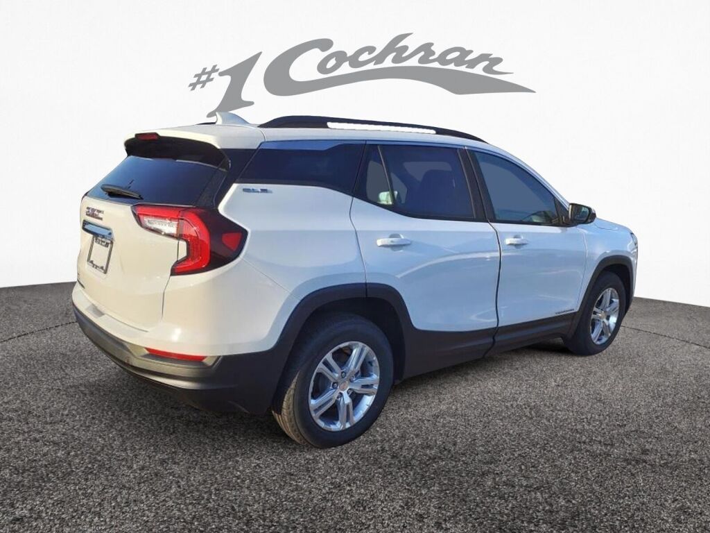 2022 Gmc Terrain SLE photo 2