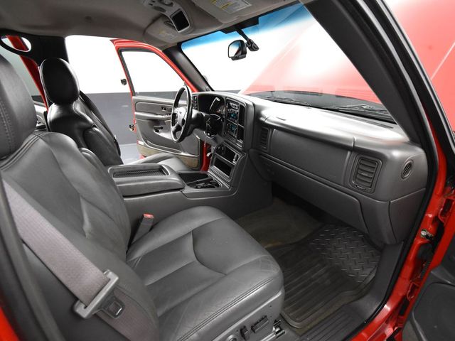 2005 Gmc Sierra SLT photo 35