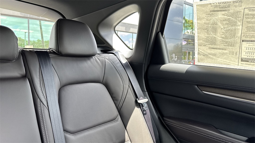 2025 Mazda CX-5 2.5 Turbo Signature photo 18