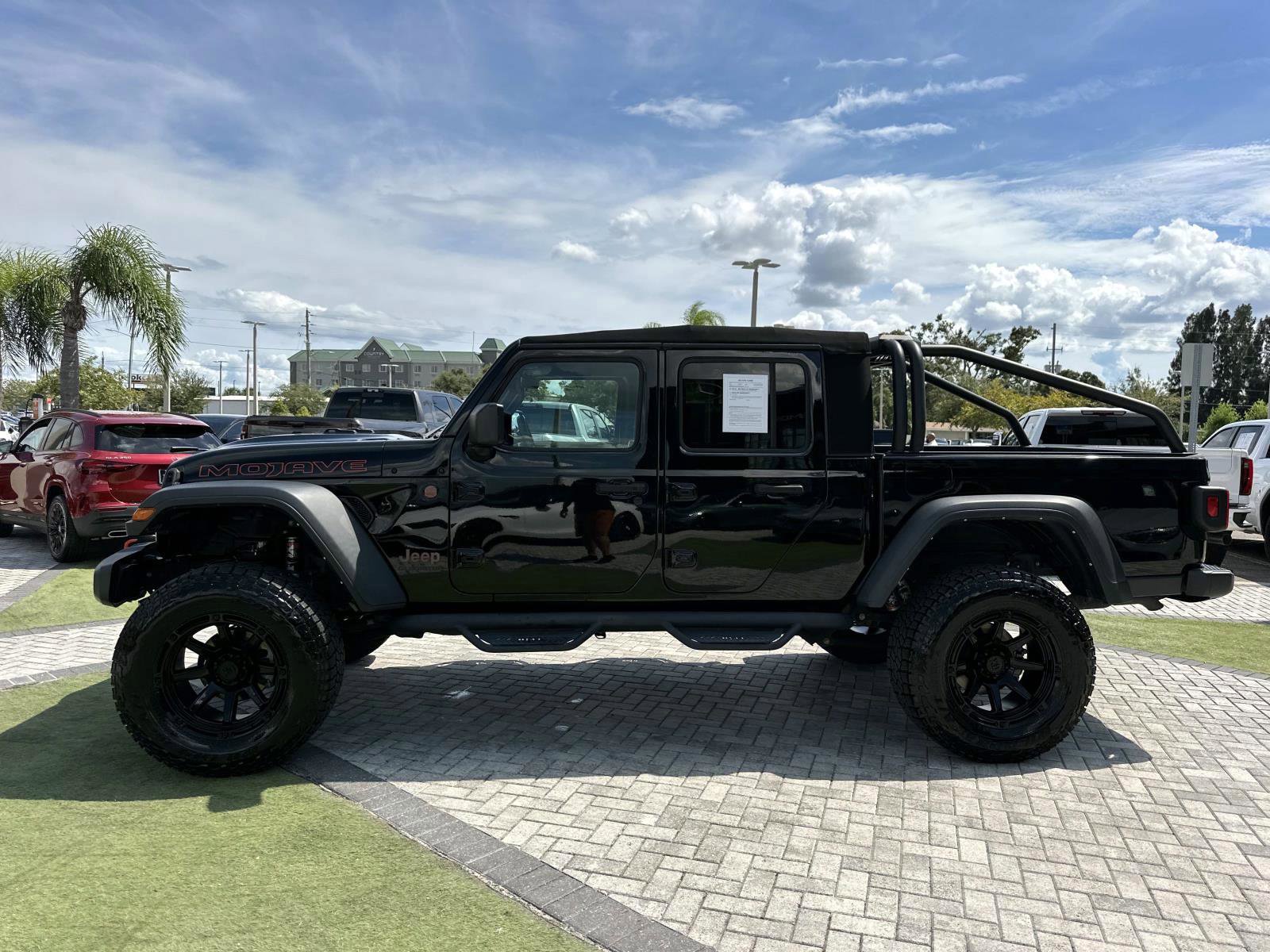 2022 Jeep Gladiator Mojave photo 4