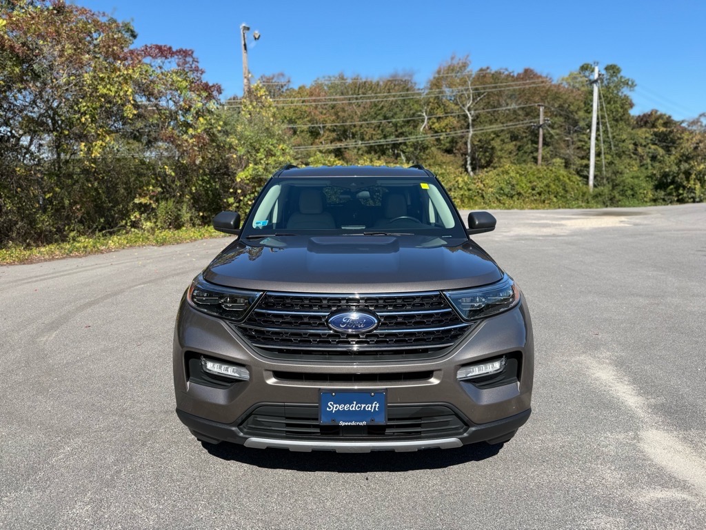 2021 Ford Explorer XLT photo 2