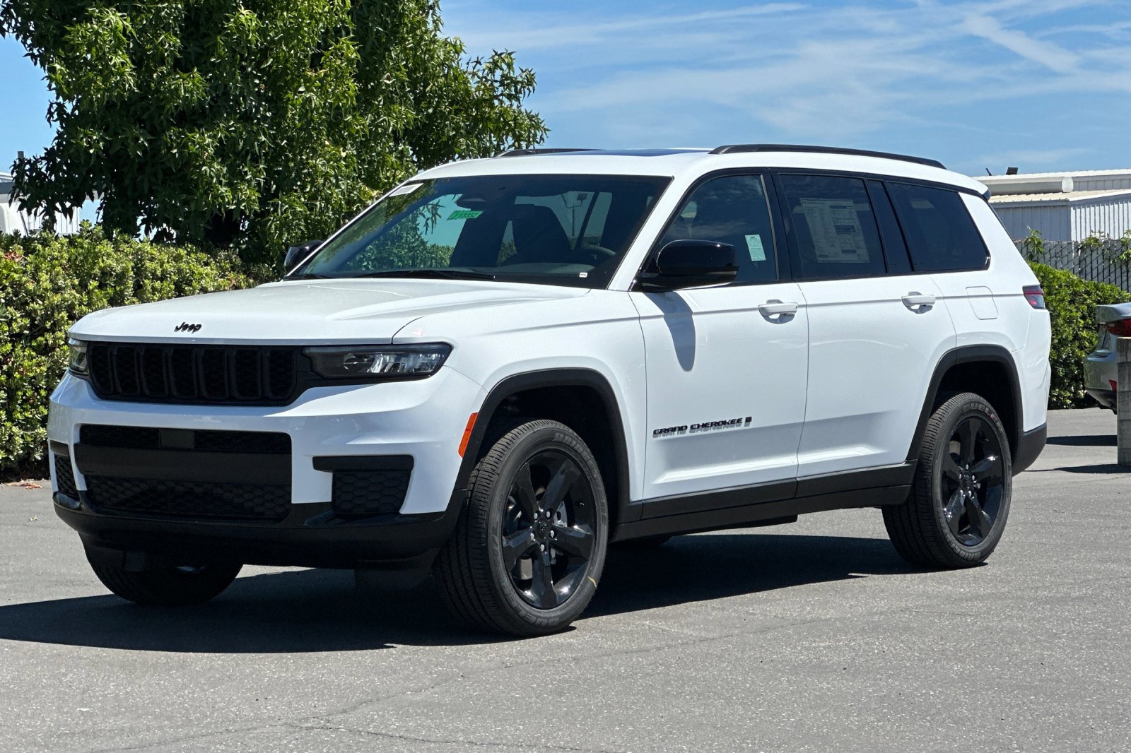 2025 Jeep Grand Cherokee Altitude X photo 8
