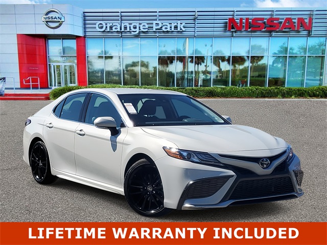 2023 Toyota Camry XSE's photo