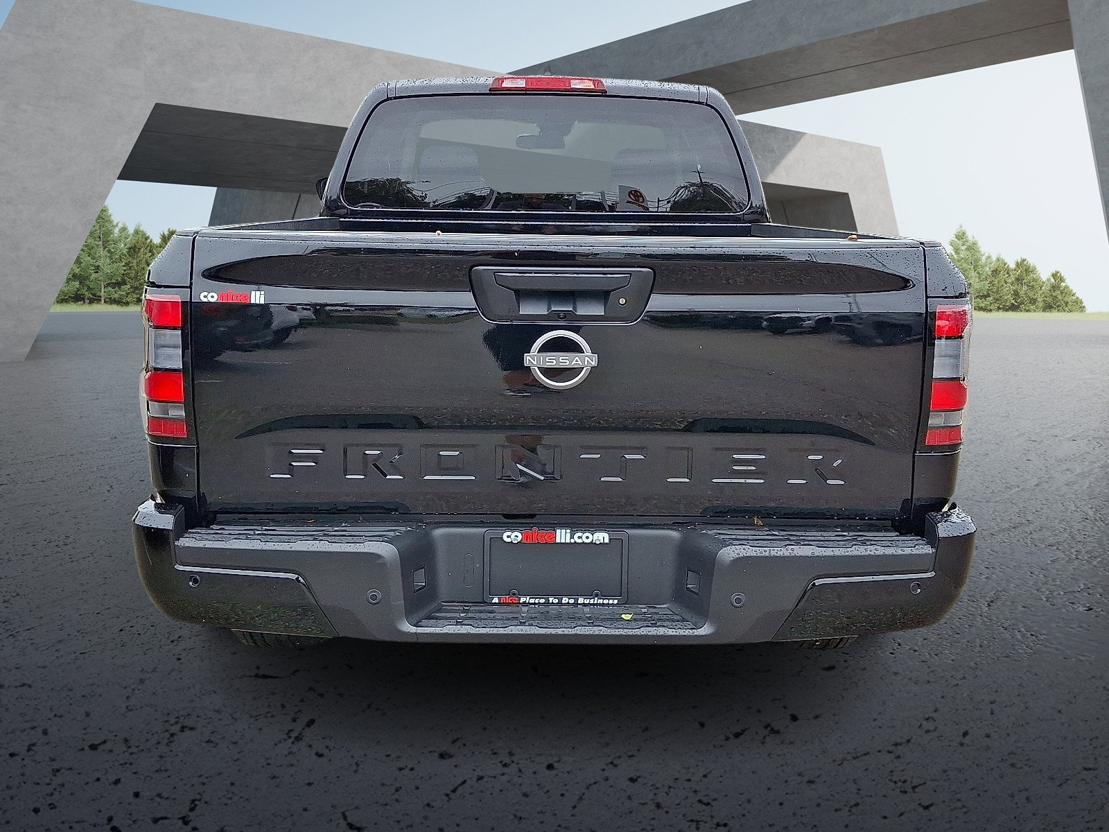 2025 Nissan Frontier SV photo 4