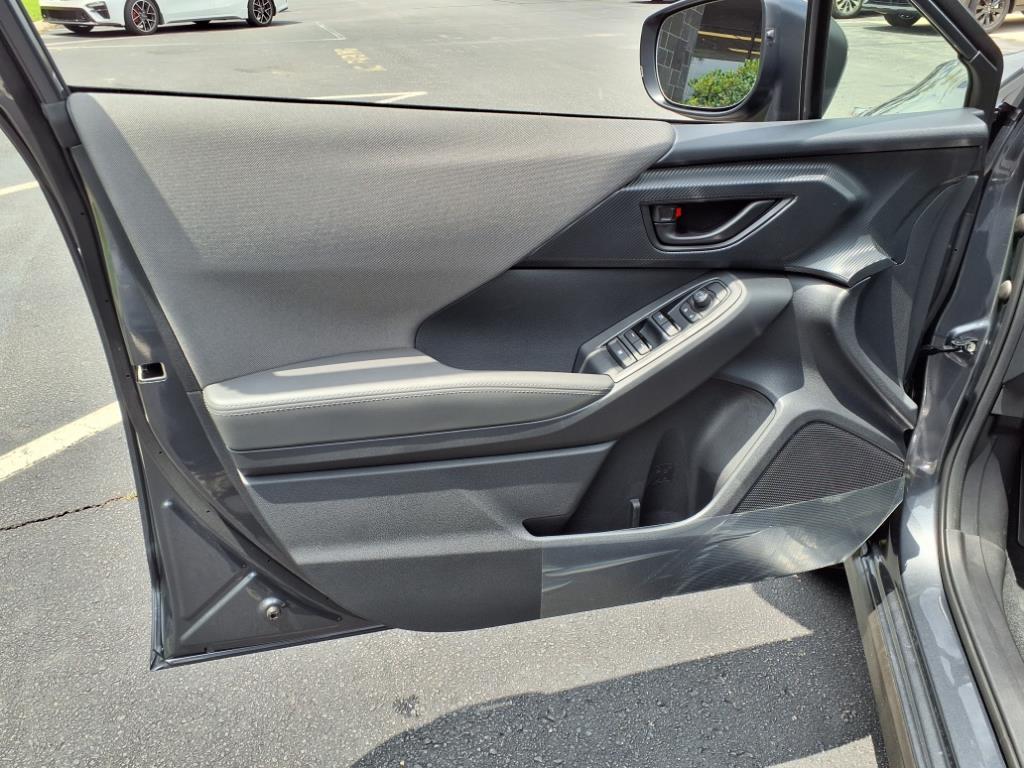 2025 Subaru Crosstrek Premium photo 3