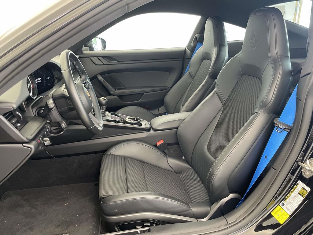 2022 Porsche 911 GT3 photo 5