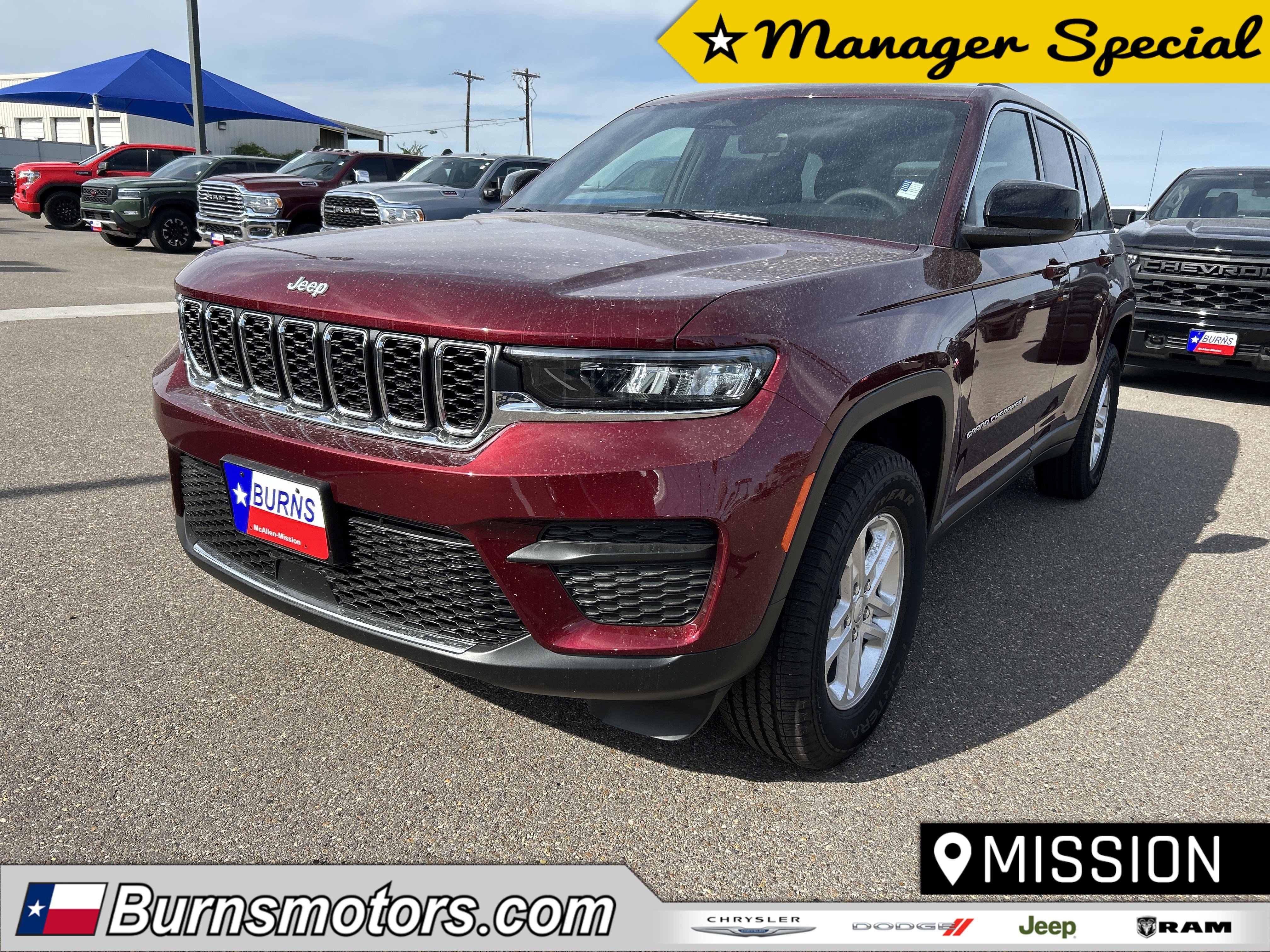 2025 Jeep Grand Cherokee Laredo's photo