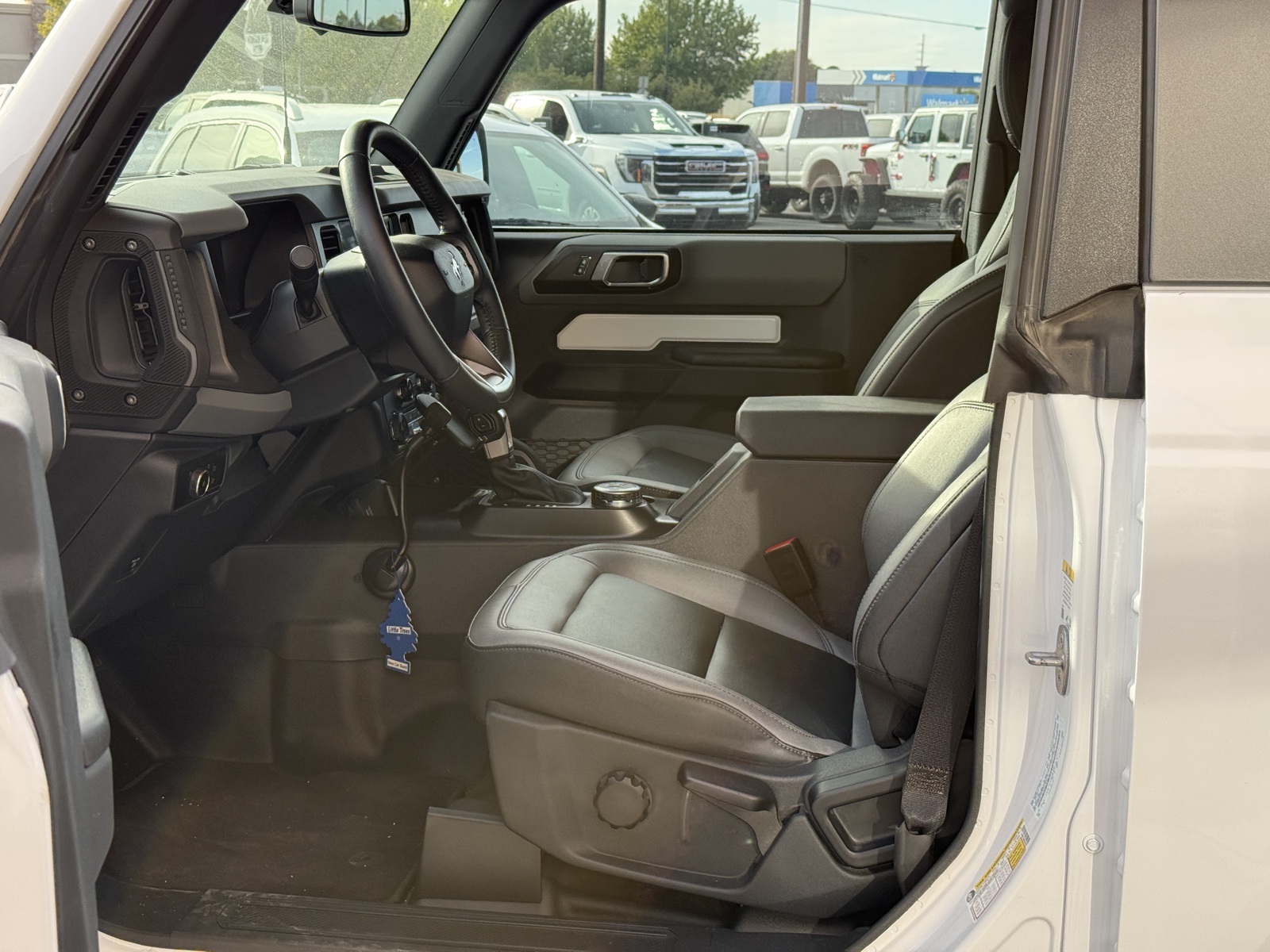 2024 Ford Bronco Big Bend photo 12