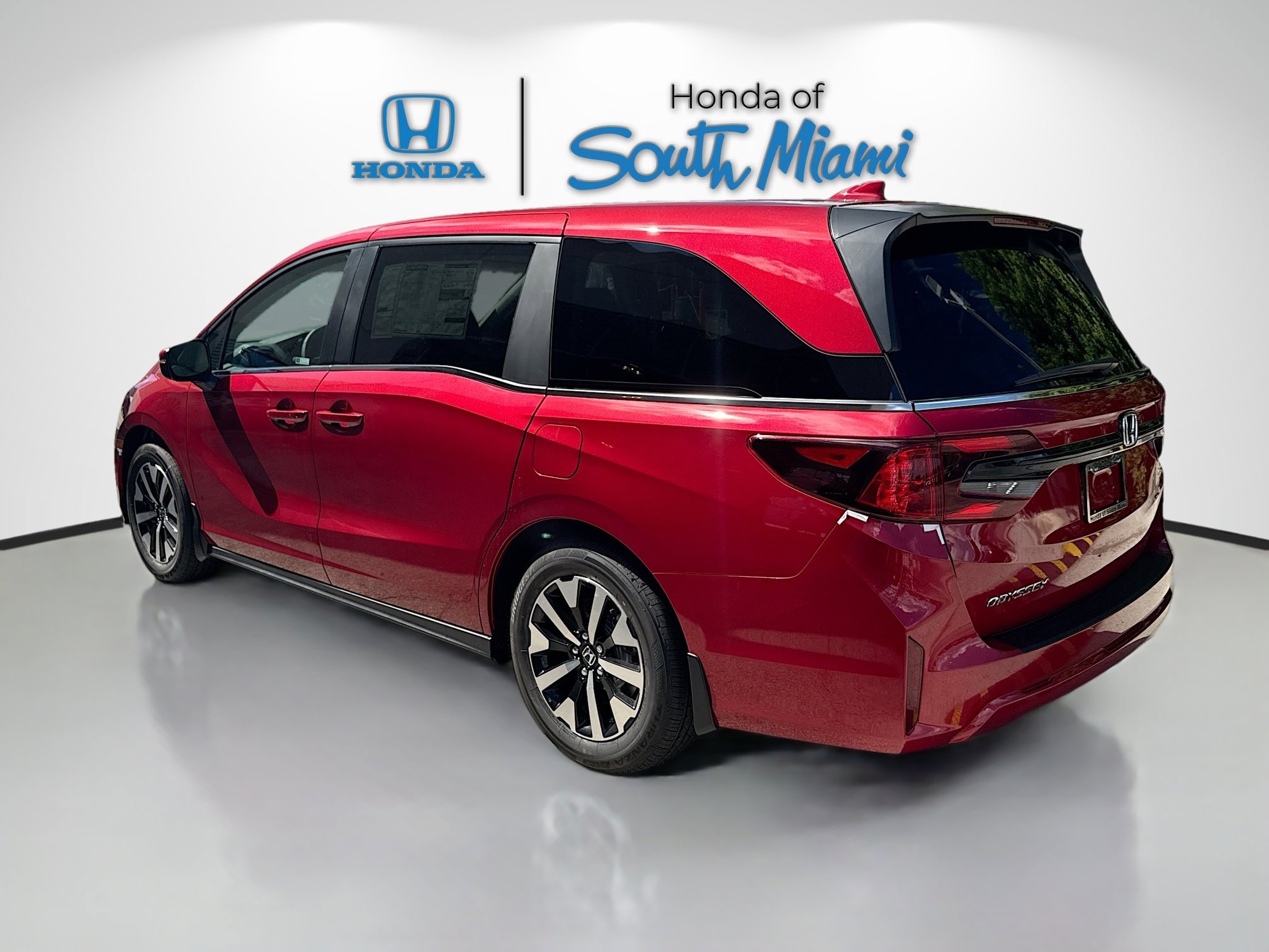 2026 Honda Odyssey EX-L photo 4