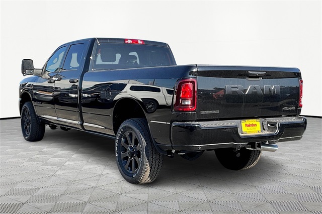 2025 Ram 3500 Big Horn photo 3