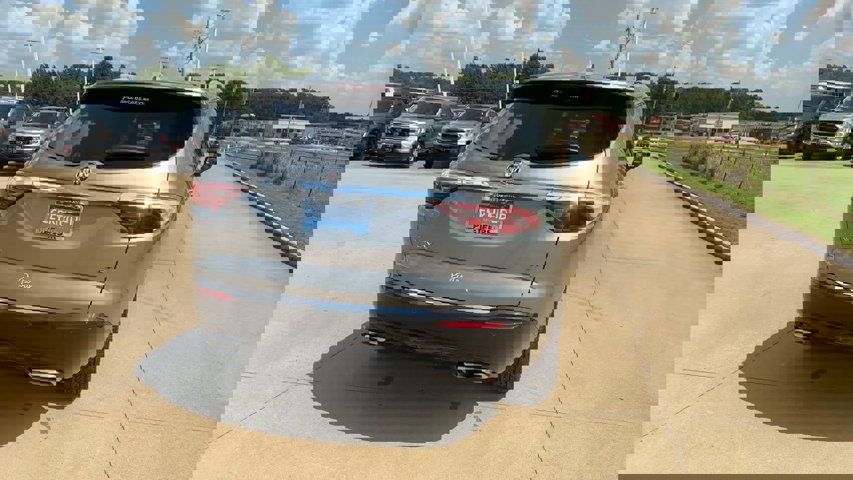 2024 Buick Enclave Essence photo 7