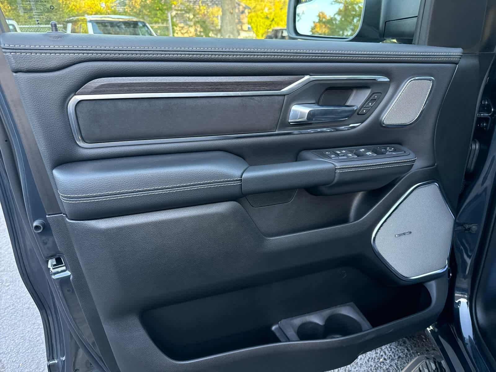 2026 Ram 1500 Laramie photo 9