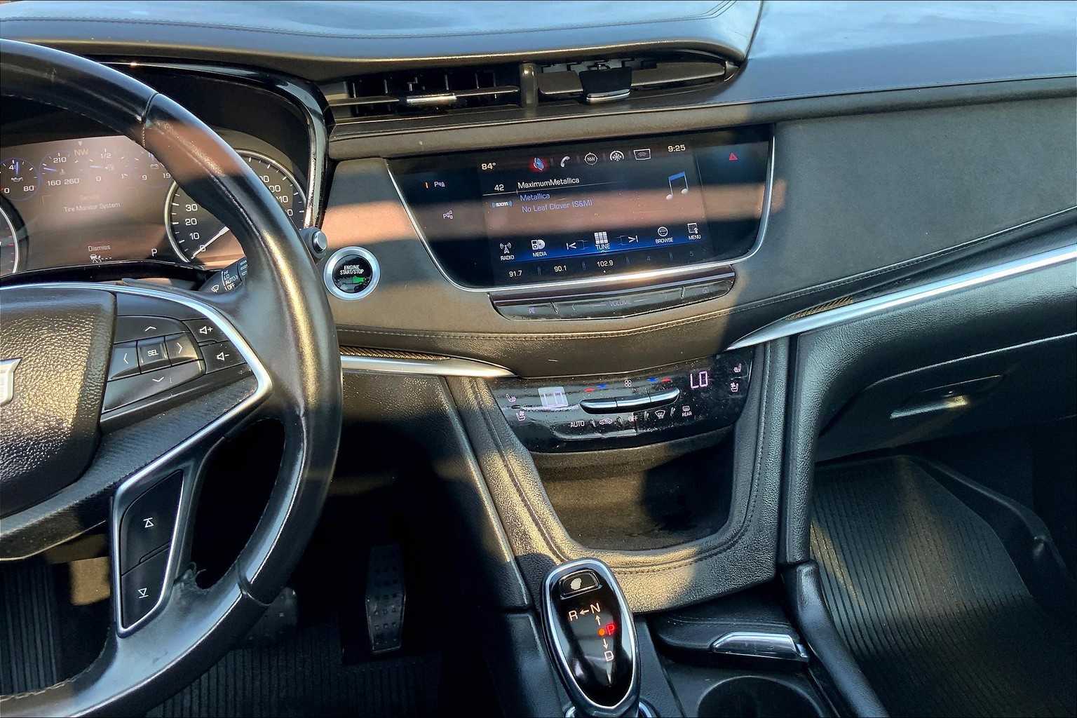 2017 Cadillac XT5 Platinum photo 5