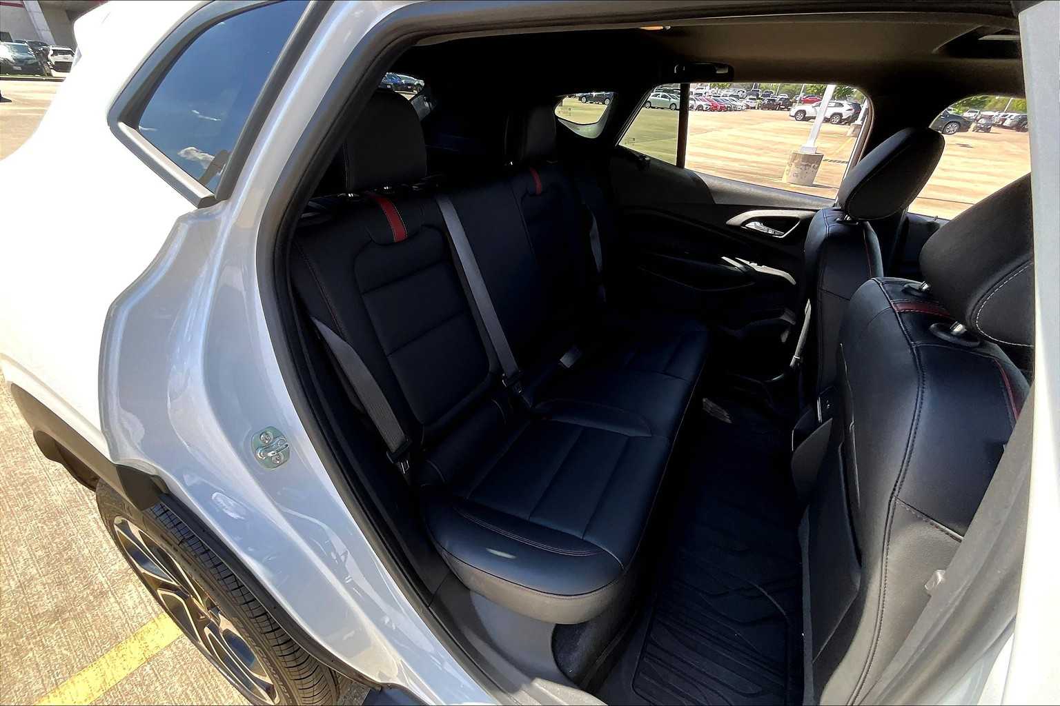 2025 Chevrolet Trax photo 20