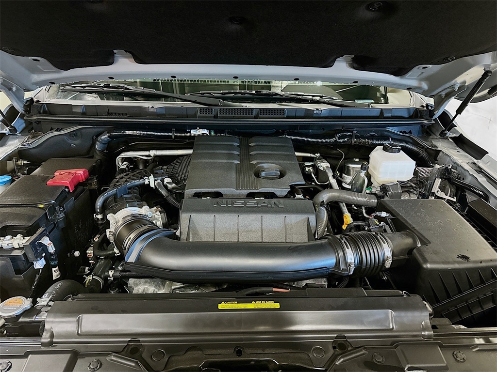 2025 Nissan Frontier PRO-4X photo 16