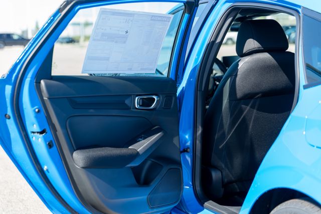 2025 Honda Civic Hatchback Sport photo 18