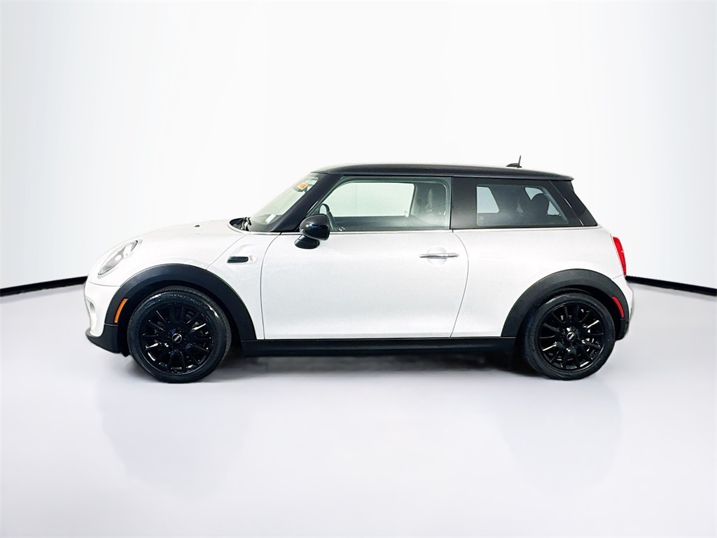 2019 Mini Cooper Hardtop photo 2