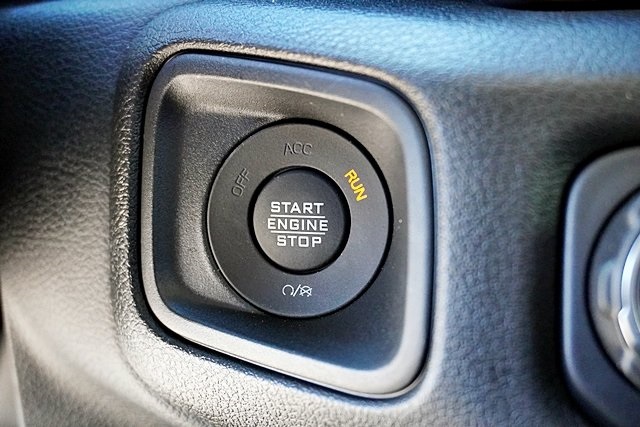 New 2025 Granite Crystal Metallic Clear-Coat Exterior Paint Jeep Willys image 38