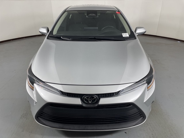 2024 Toyota Corolla LE photo 3