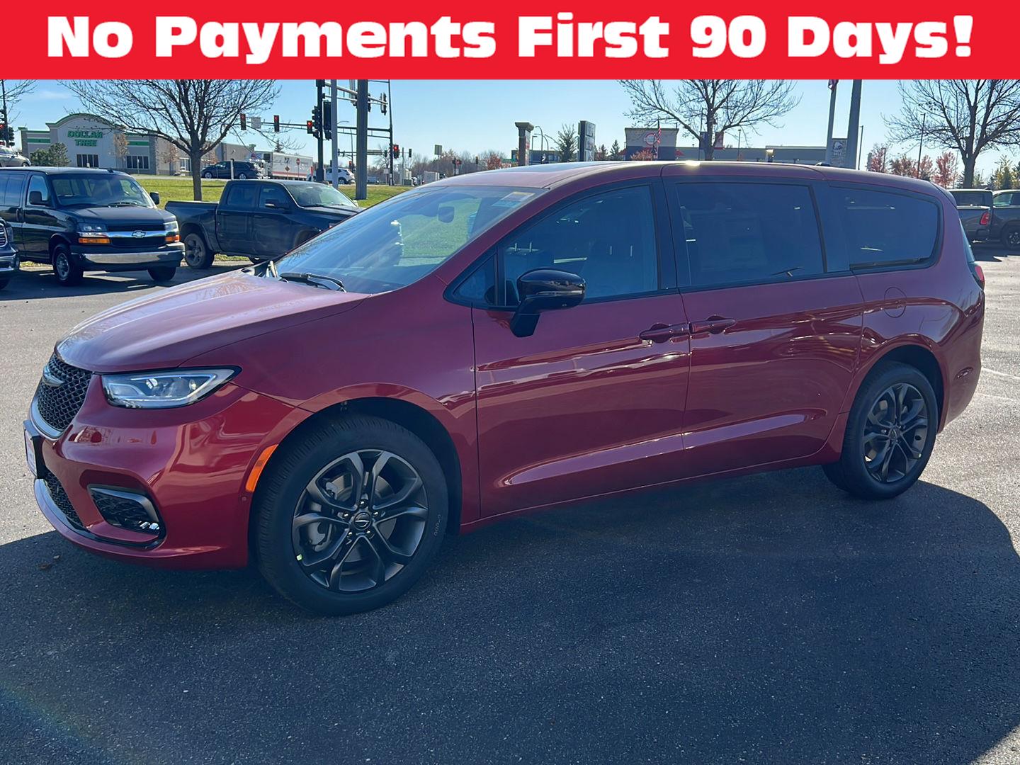 2026 Chrysler Pacifica Select's photo