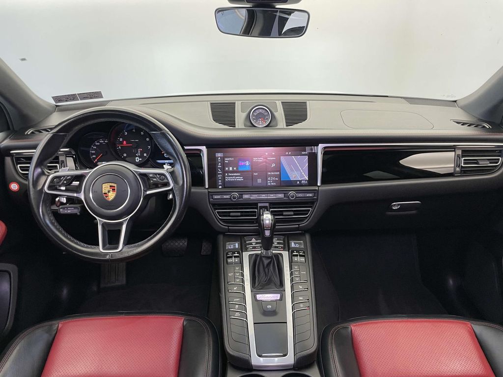 2020 Porsche Macan Base photo 23