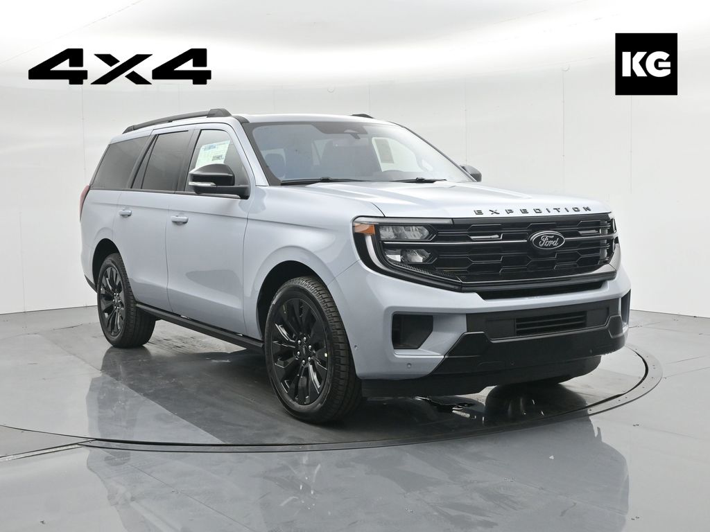 2025 Ford Expedition Platinum's photo
