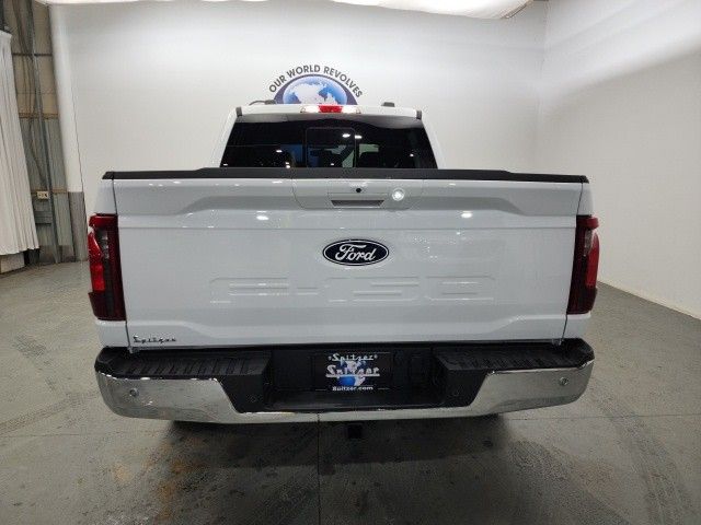 2025 Ford F-150 XLT photo 2