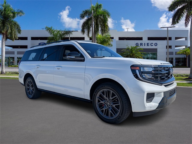 2025 Ford Expedition Platinum's photo