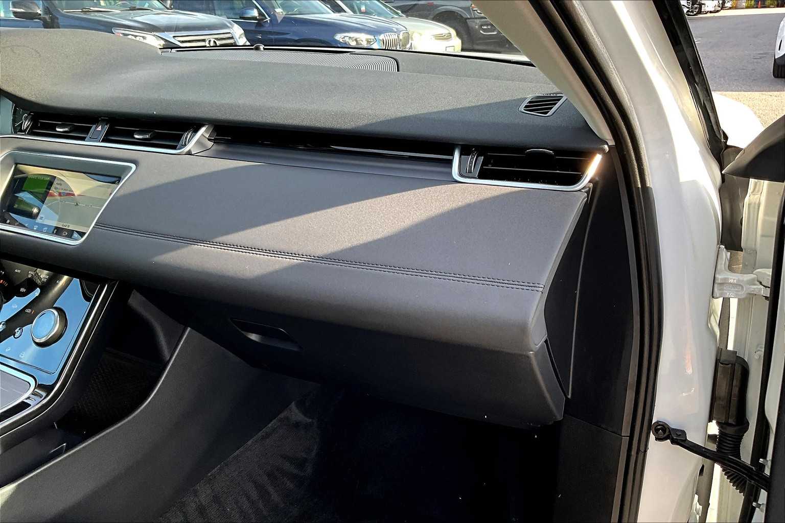 2020 Land Rover Range Rover Evoque S photo 17