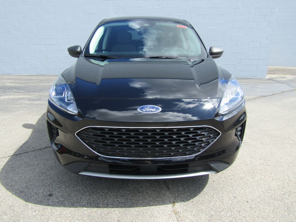 2022 Ford Escape SE photo 3