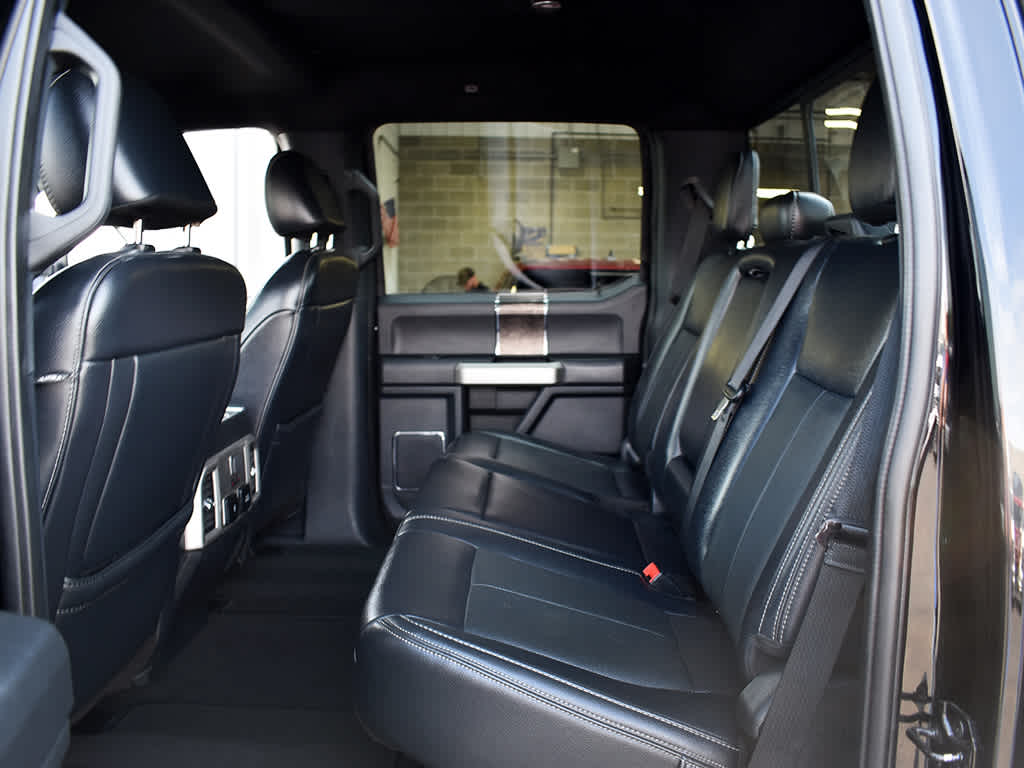 2022 Ford F-350 Lariat photo 5
