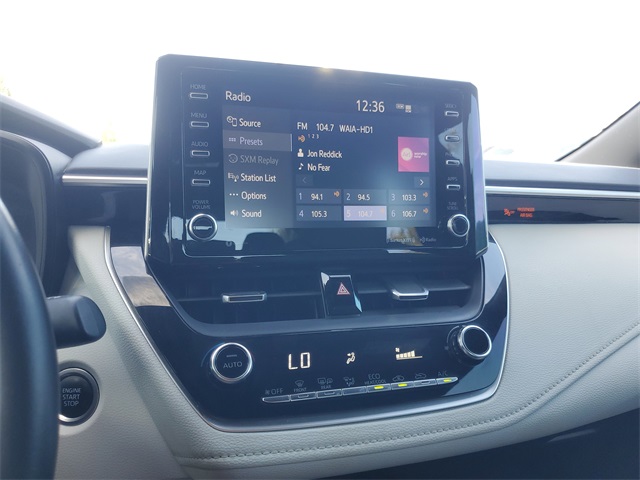 2022 Toyota Corolla SE photo 15