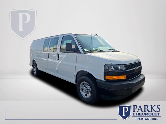 2025 Chevrolet Express Cargo Work Van's photo
