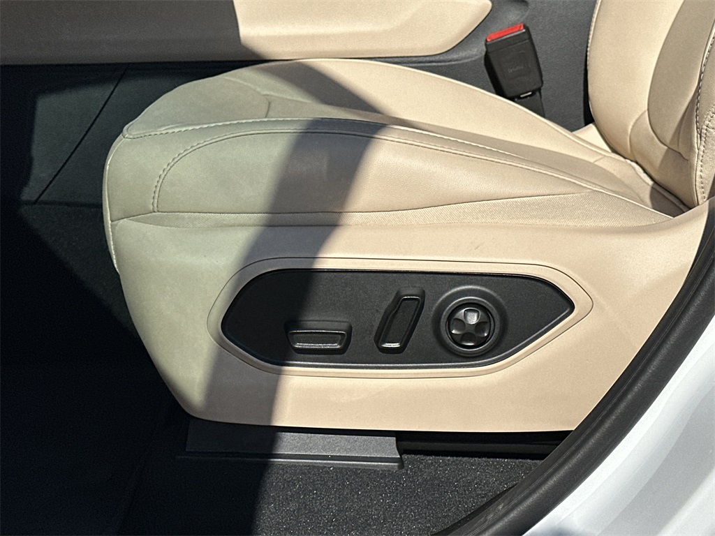 2025 Jeep Grand Cherokee Limited photo 18